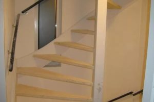 Flakestrap, Houten open trap, Lei IJzer