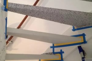 Flakestrap, Houten open trap, Lei Zink