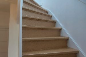 Flakestrap Houtentrap gesloten, exclusief goud