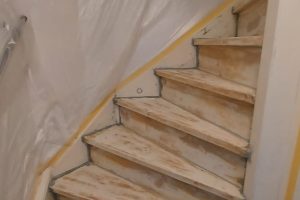 Flakestrap, Houtentrap open en gesloten, Lei Ijzer